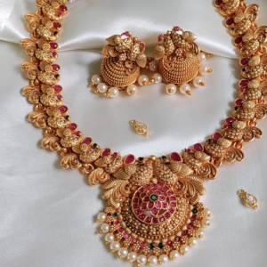 Classic nacklace