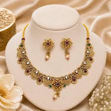 Traditional earring necklace set