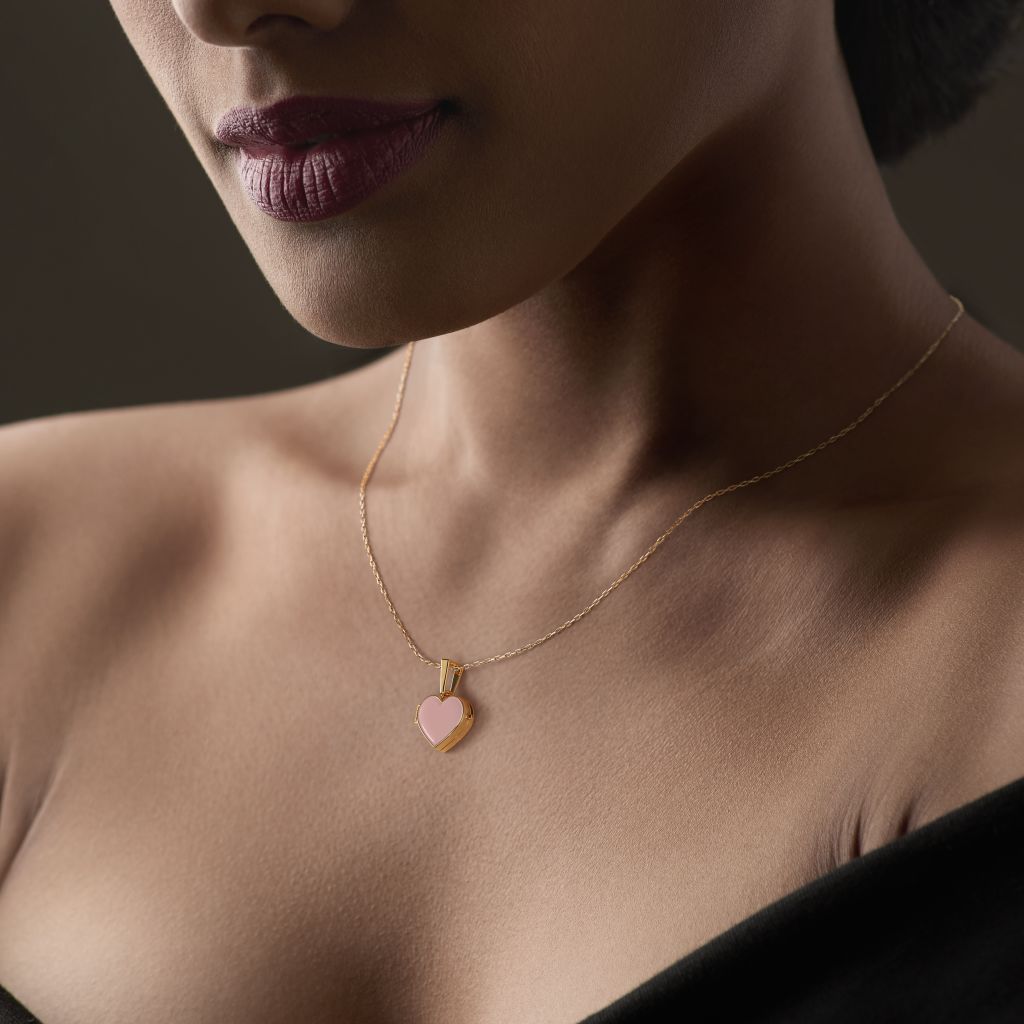 heart pendant necklace